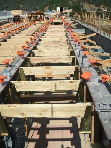 06100 Pit River Forms at new grade